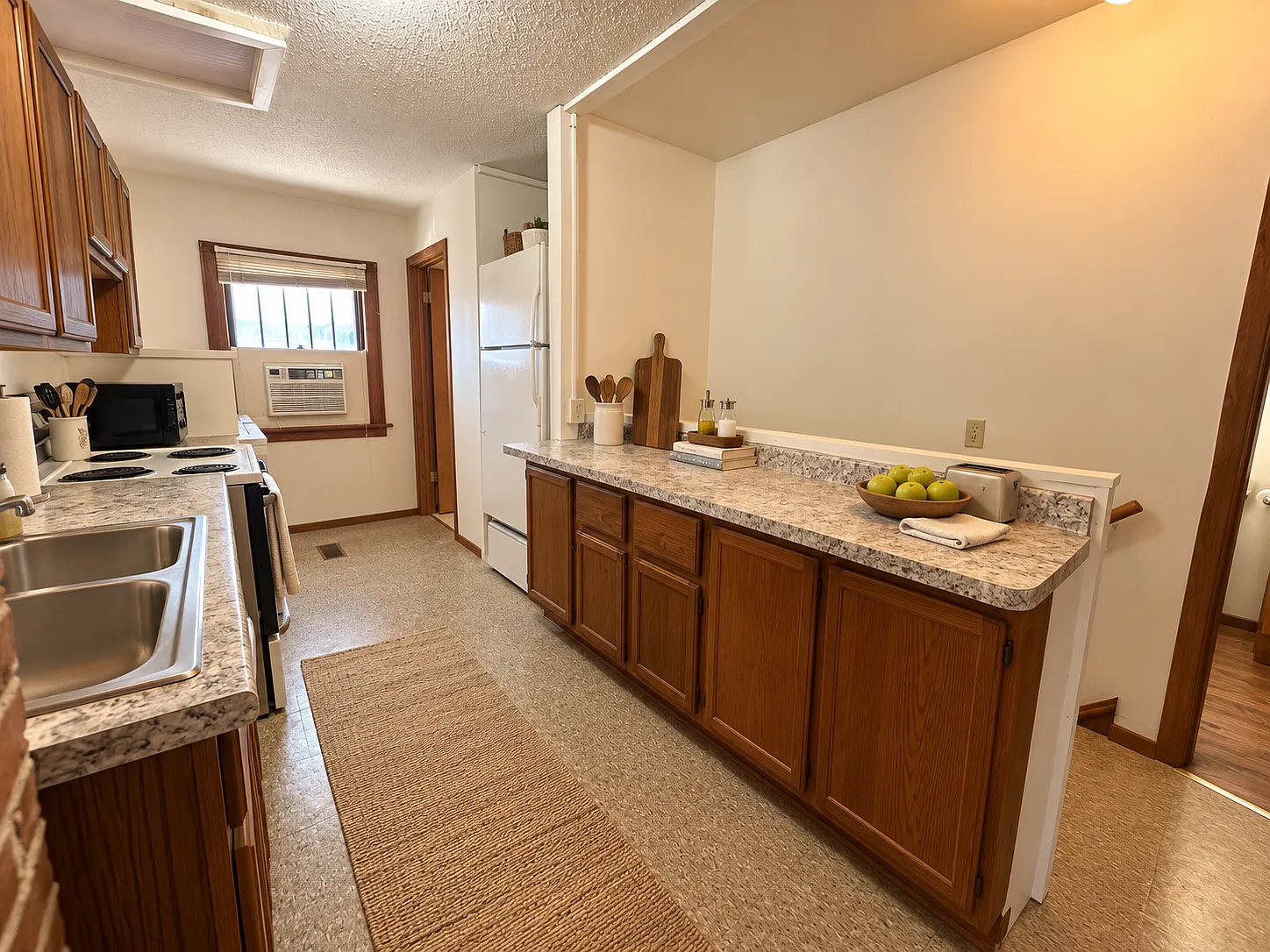 2 bed, 800 sqft, $960 — Photo 3