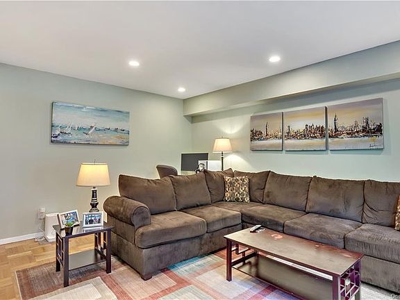 4th image of 119 S Highland Ave #1F