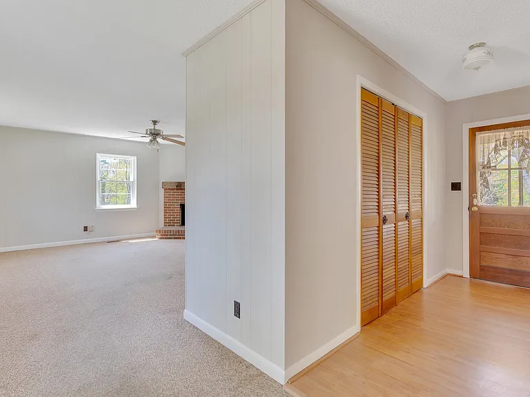 1109 James Blvd — Photo 27