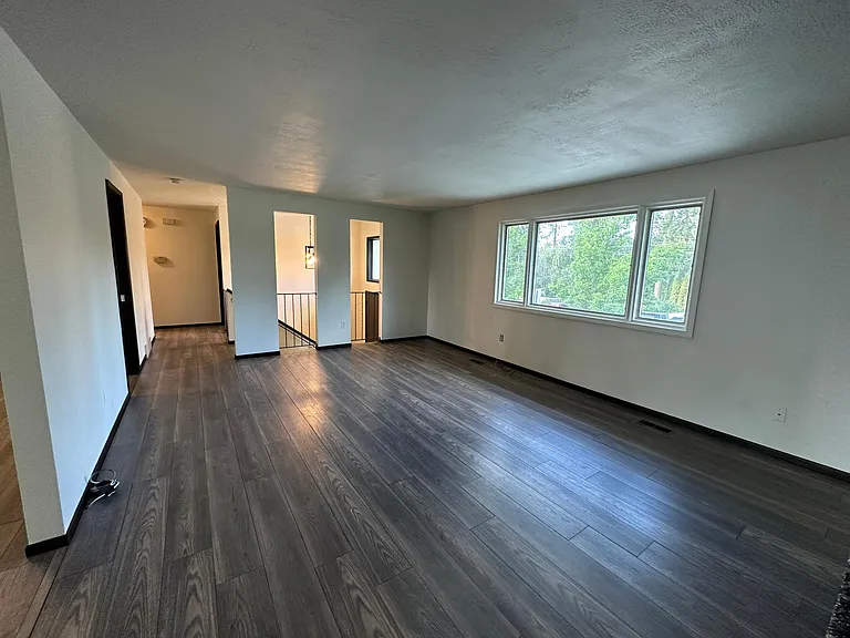 9621 N Indian Trail Rd — Photo 4