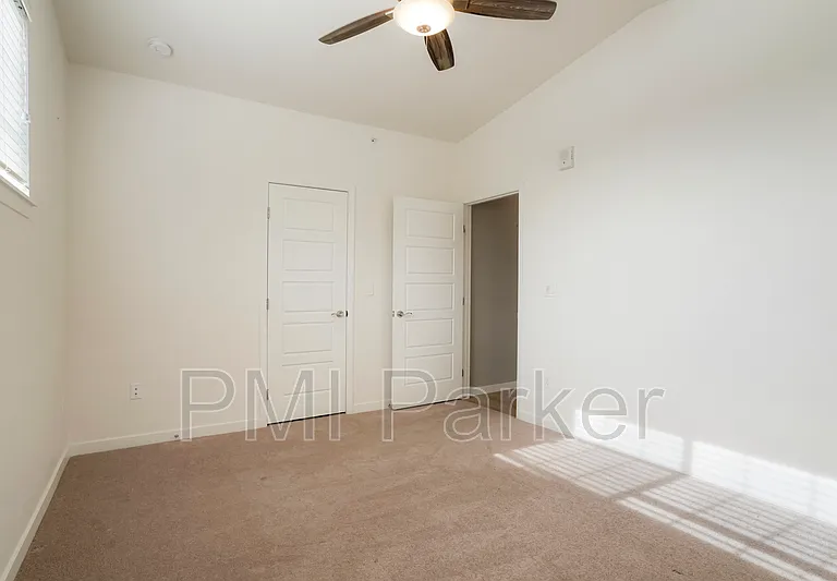9185 Wilde Ln #302 — Photo 18