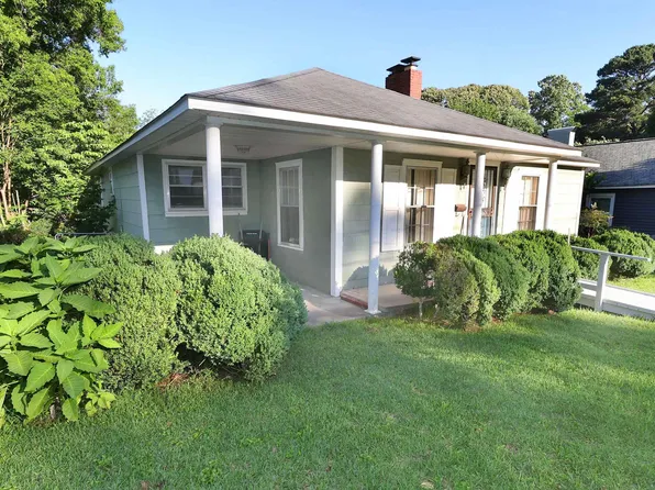 824 Maplewood Ave, Anniston, AL 36207
