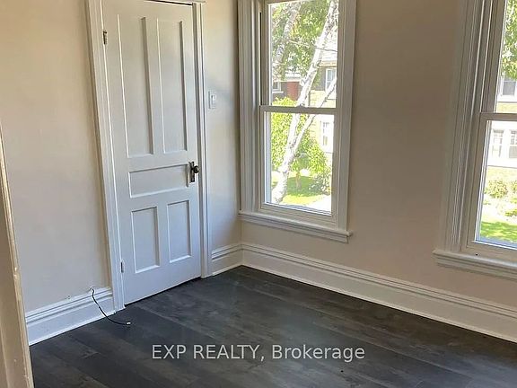 3rd image of 193 Burris St