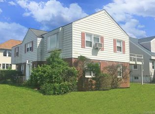 520 Lafayette Blvd, Long Beach, NY 11561