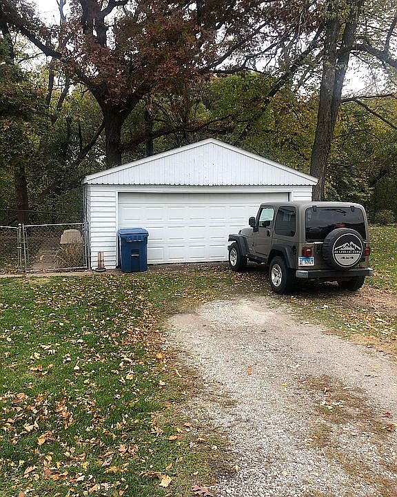 2nd image of 2808 4th Ct #A