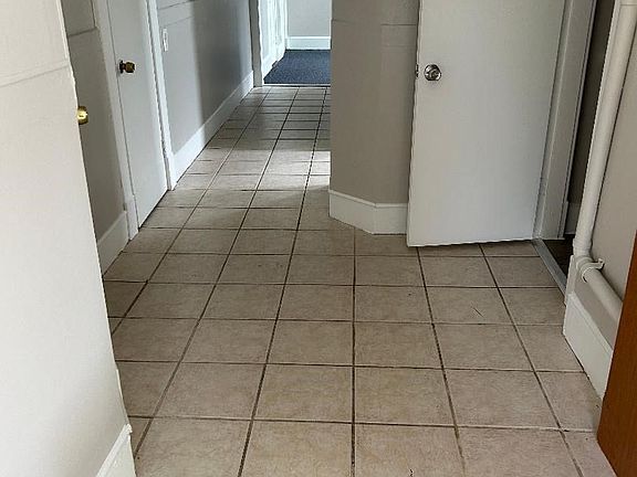 4th image of 80 Cochran St #3L