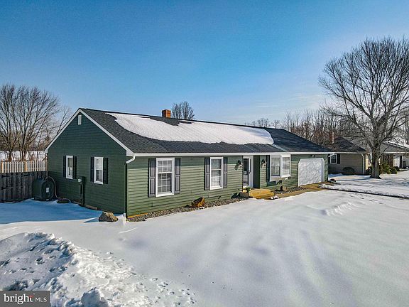 2nd image of 24 Lenape Dr