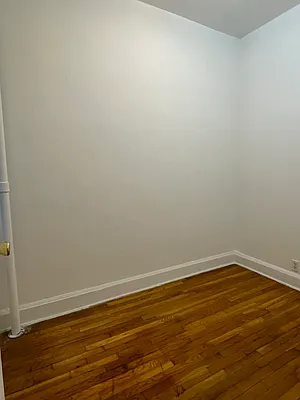 Rented by Peter R. Hungerford, LREB | media 46