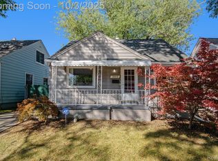 1803 Ardmore Dr, Ferndale, MI 48220