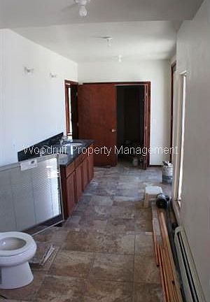 2nd image of 1511 Marion St