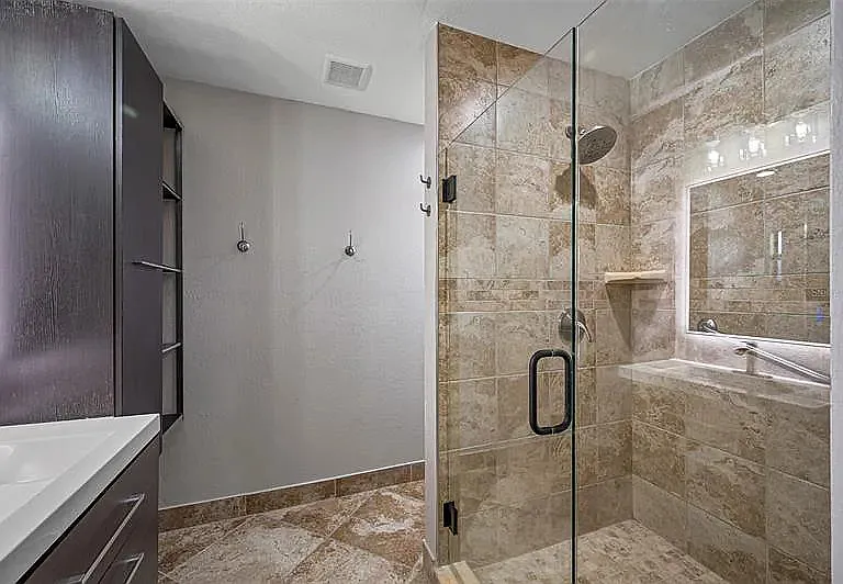 3910 W Pine St — Photo 5