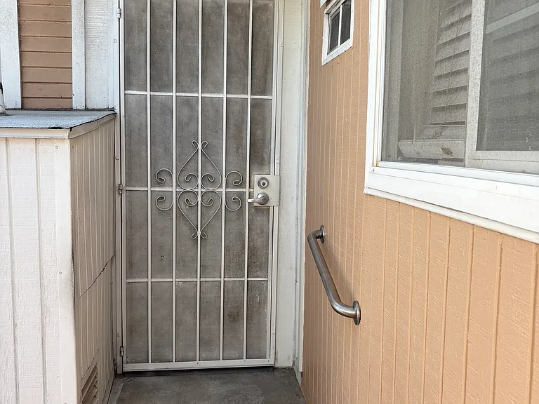 4619-23 Bancroft St #A — Photo 22
