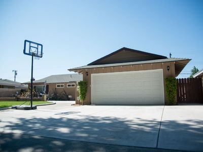 894 W 7th St, Upland, CA, 91786