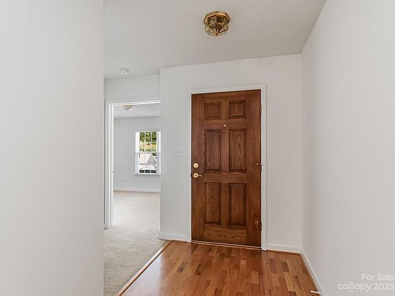 4th image of 113 Bevington Way