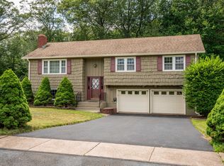 45 Wentworth Dr, East Hartford, CT 06118