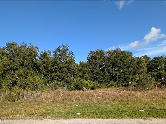 3rd image of 117 Parish Dr
