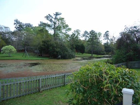 Views of Magnolia Lake