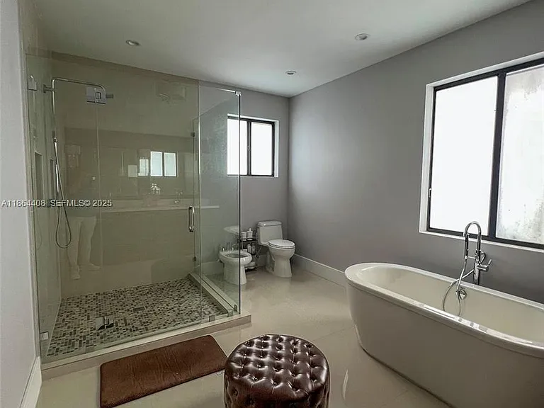 14670 SW 17th St — Photo 39