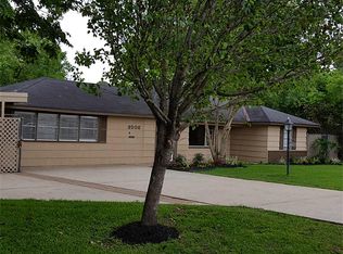 9206 Willowview Ln, Houston, TX 77080