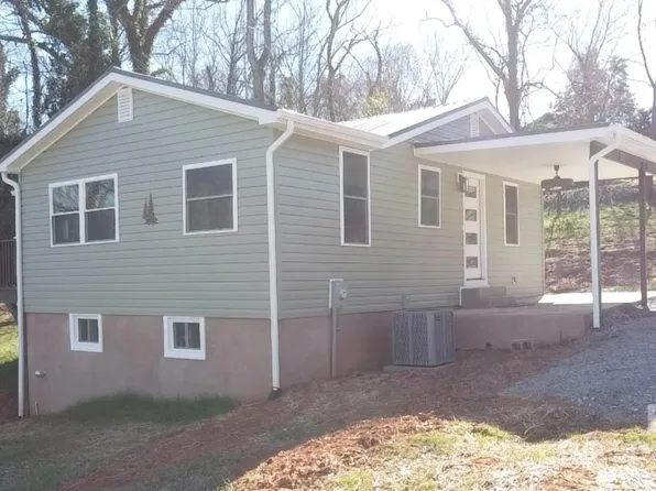 122 Lane St, Morganton, NC 28655