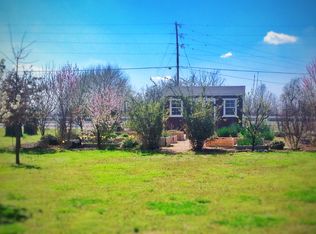 3553 Grapevine Dr, Springdale, AR 72762