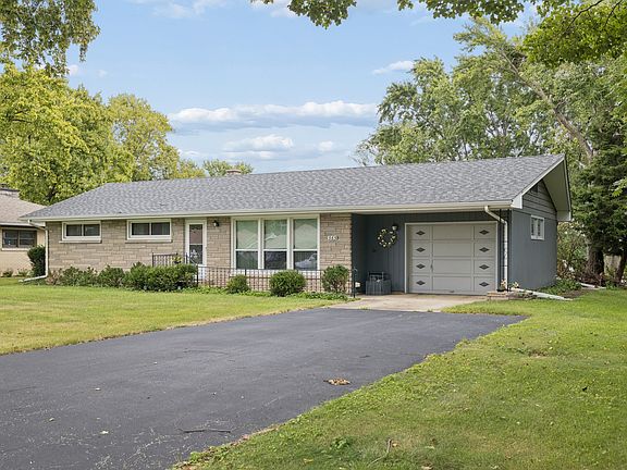2nd image of 365 De Paul Ct