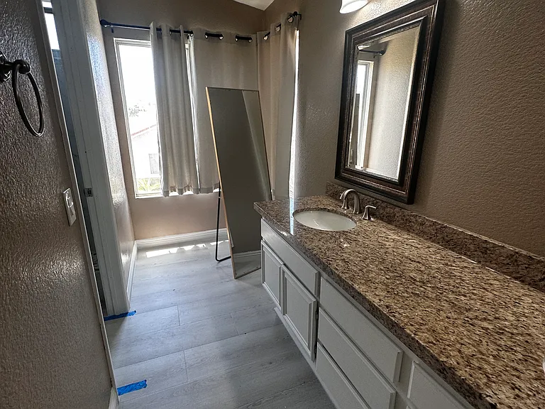4277 Harbor Ct — Photo 14