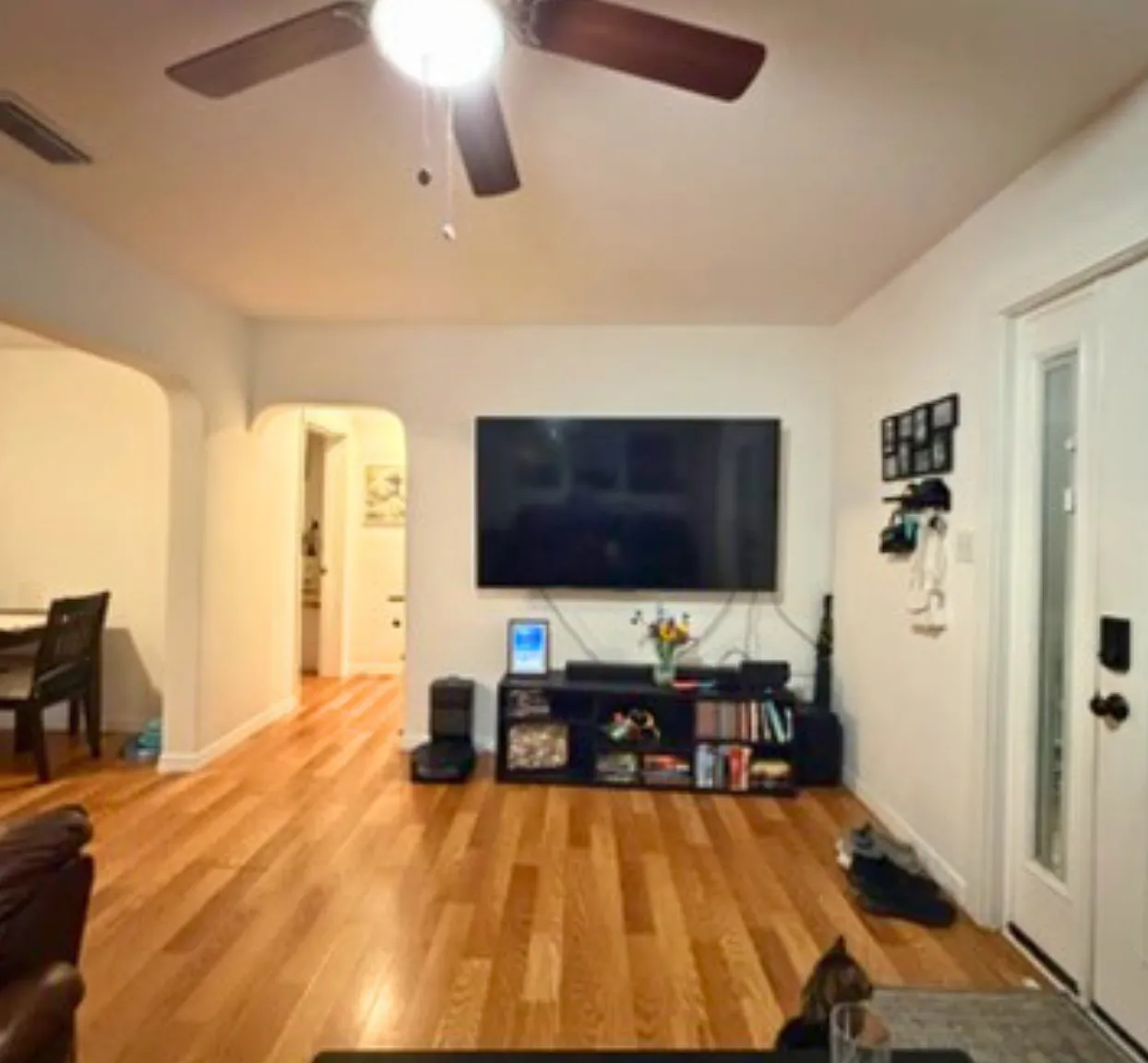 2 bed, $1,600 — Photo 1