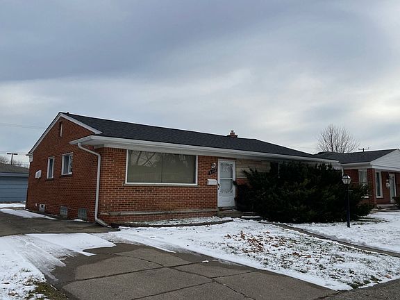 3rd image of 8740 Randy Dr