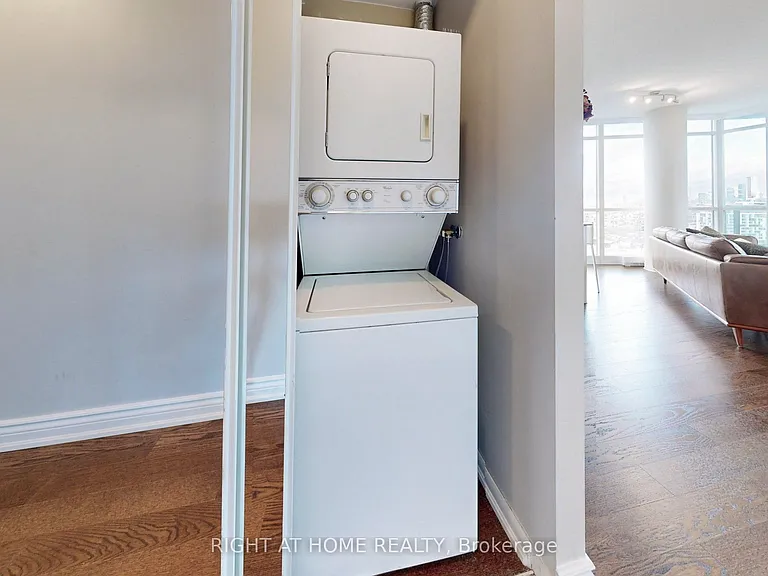 231 Fort York Blvd #2309 — Photo 21