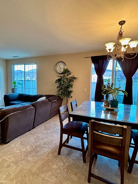 1st image of 11040 Colton Dr