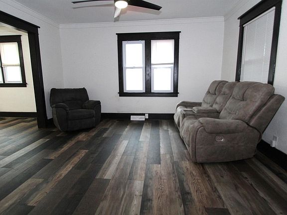 5th image of 729 S 8th St