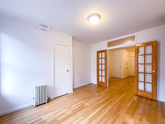 Rented by Compass | media 9