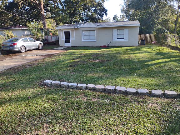 2nd image of 11 Carey Ave