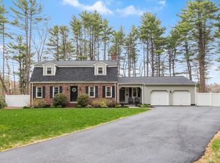 89 Haggetts Pond Rd, Andover, MA 01810