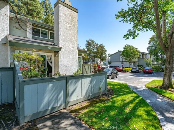 1911 E Yale St, Ontario, CA 91764