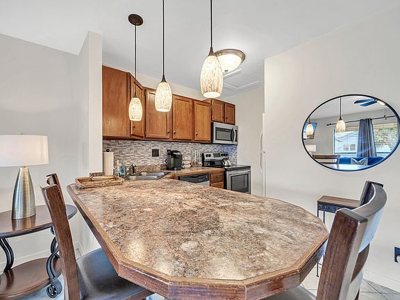 4th image of 775 Gulf Shore Dr Unit 8248