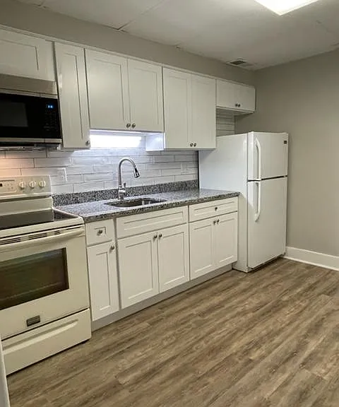 31 W Main St #2 — Photo 3