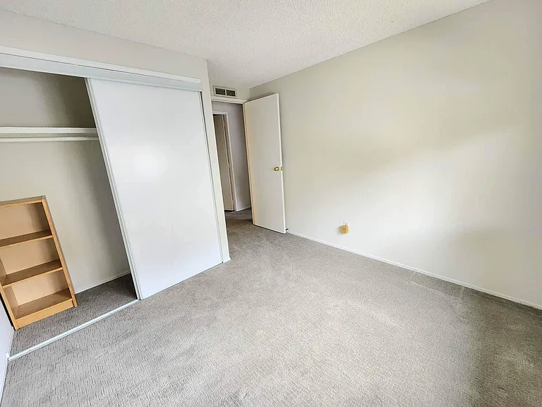 5722 Panama Ave — Photo 6
