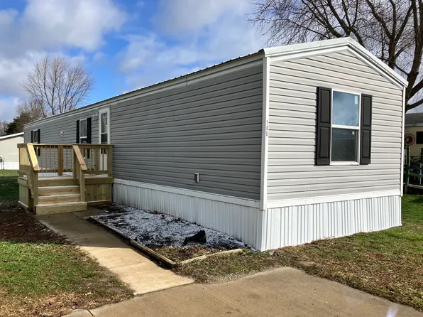 780 Cherrytree Ln, Rochester, IN 46975