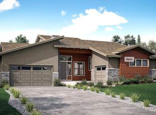 9579 Viewside Dr, Lone Tree, CO 80124