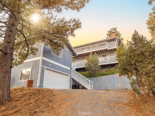 39376 Garden Pl, Fawnskin, CA 92333