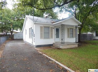 730 Albert St, New Braunfels, TX 78130