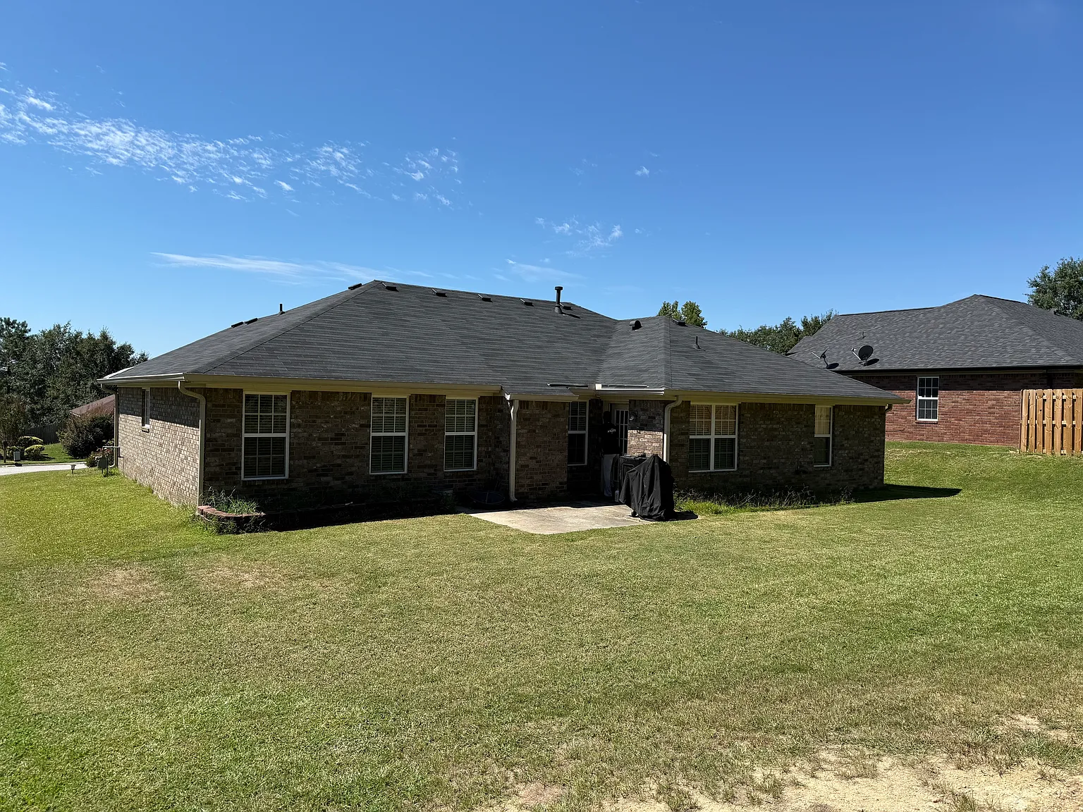 3 bed, 1732 sqft, $2,150 — Photo 2