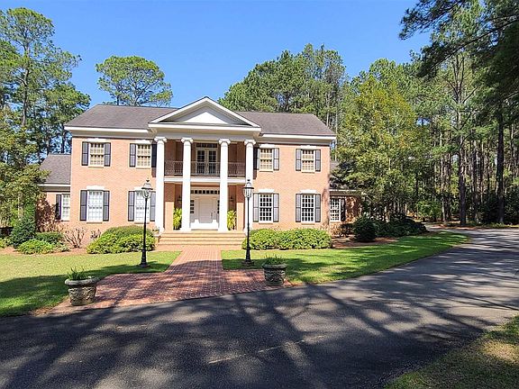 3rd image of 2109 Cypress Hollow Ct