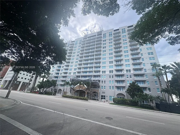 2665 SW 37th Ave #201 — Photo 1