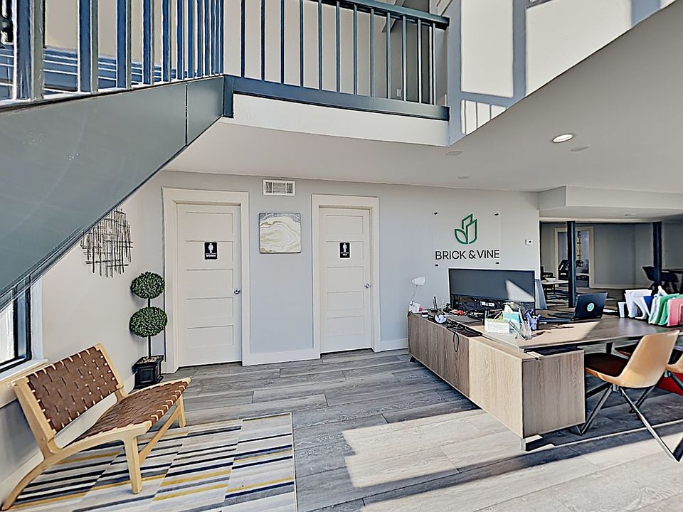 Leasing Office