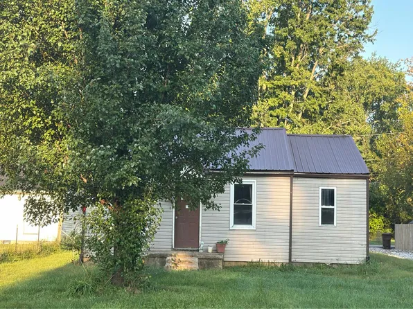 367 S Gum St, North Vernon, IN 47265