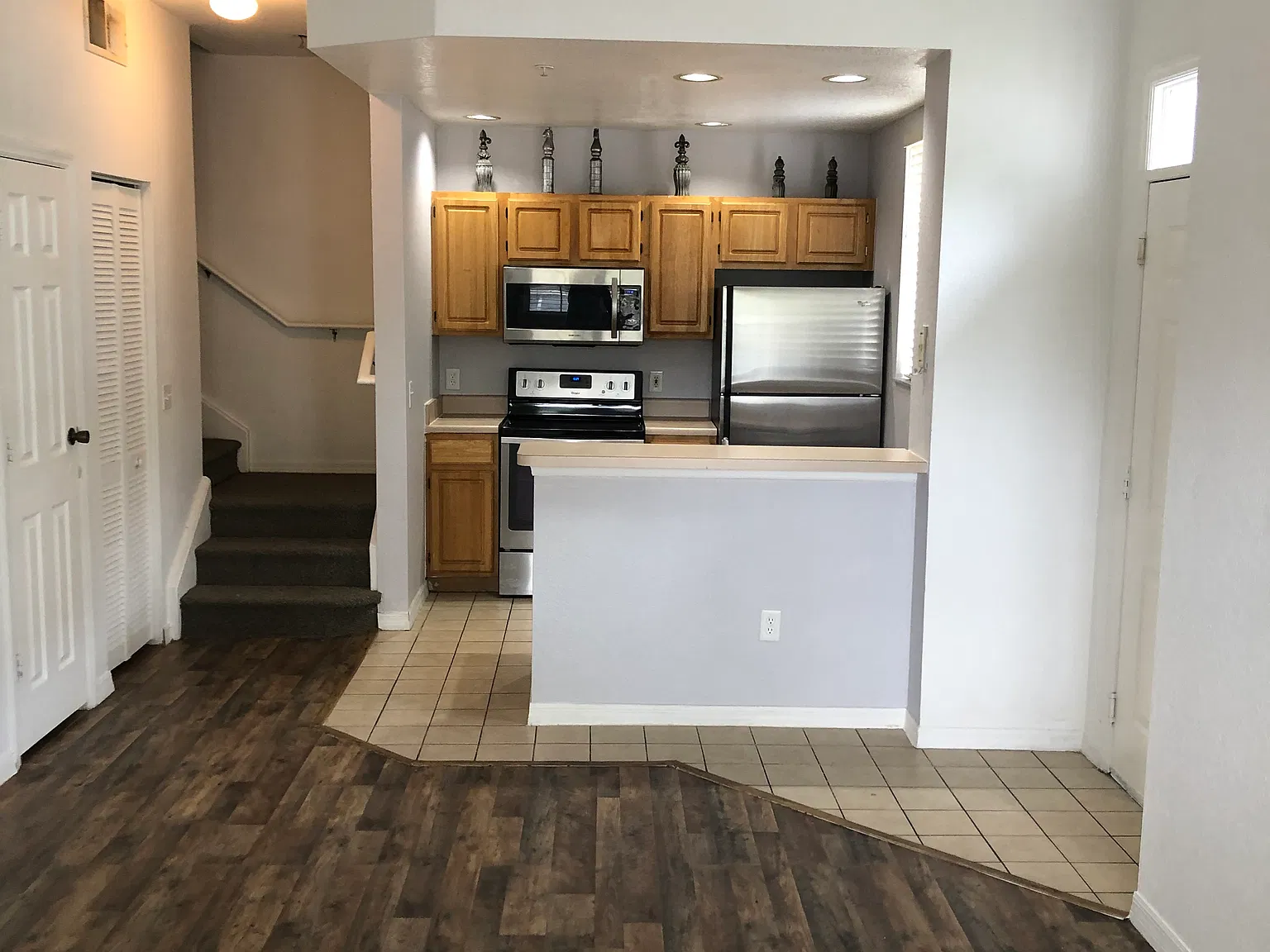 4 bed, 1470 sqft, $2,150 — Photo 2