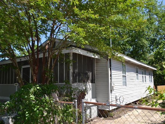 2nd image of 1919 Norwood St